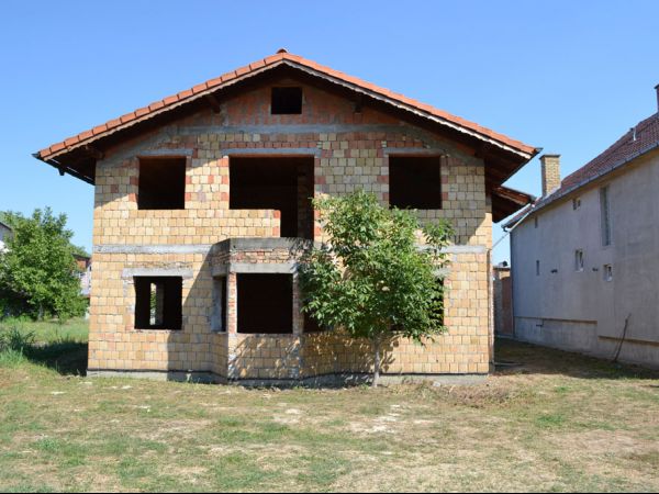 Novi Sad, Veternik, prodaja, kuća površine 180m2, na placu površine 6ari