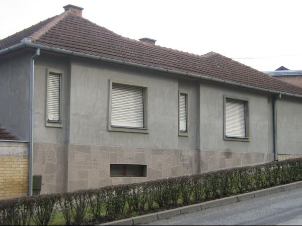 Novi Sad, Petrovaradin, prodaja, velika kuća, površine 240m2