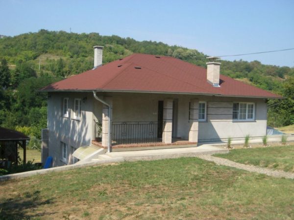 Novi Sad, Ledinci, prodaja kuće površine 245m2