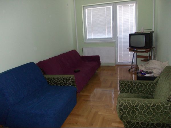 Novi Sad, Sajam, izdavanje, garsonjera, potpuno opremljena površine 27m2