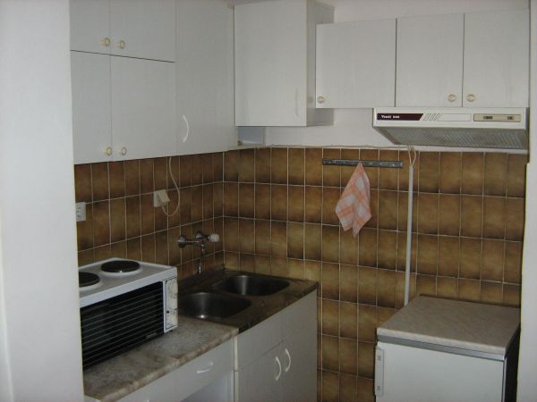 Novi Sad, Podbara, izdavanje, povoljno, garsonjera površine 26m2