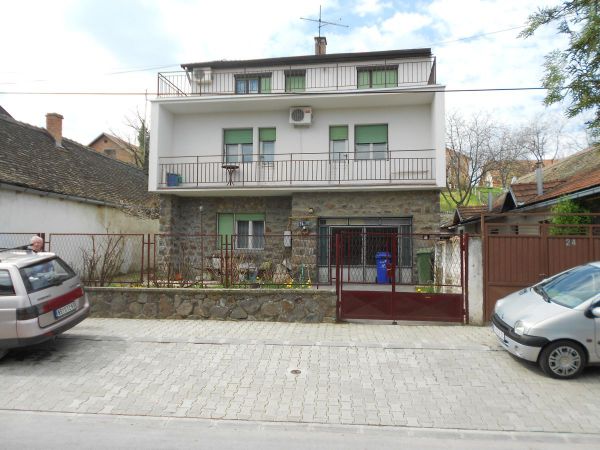 Novi Sad, Petrovaradin, prodaja, kuća površine 186m2