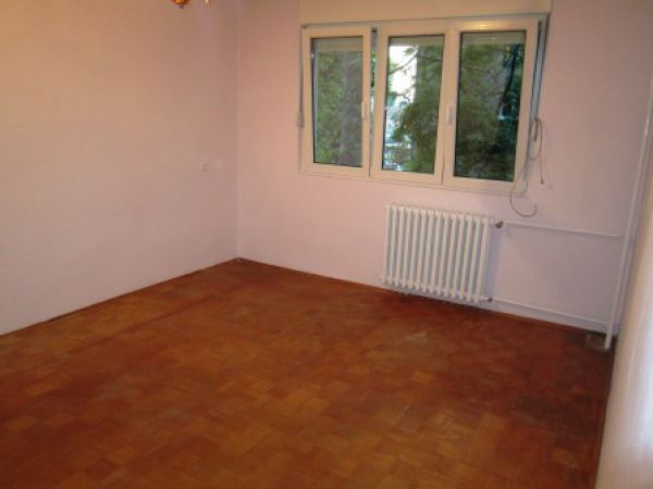 Novi Sad, Detelinara, izdavanje, renoviran dvosoban stan površine 47m2 