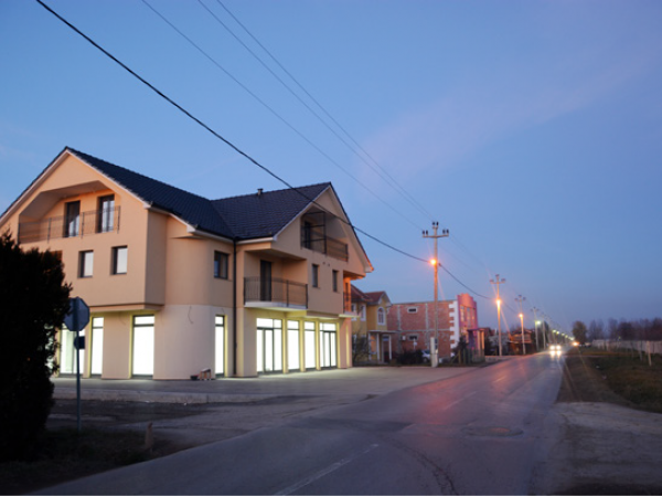 Novi Sad, Sajlovo, prodaja, poslovni prostor površine 250m2
