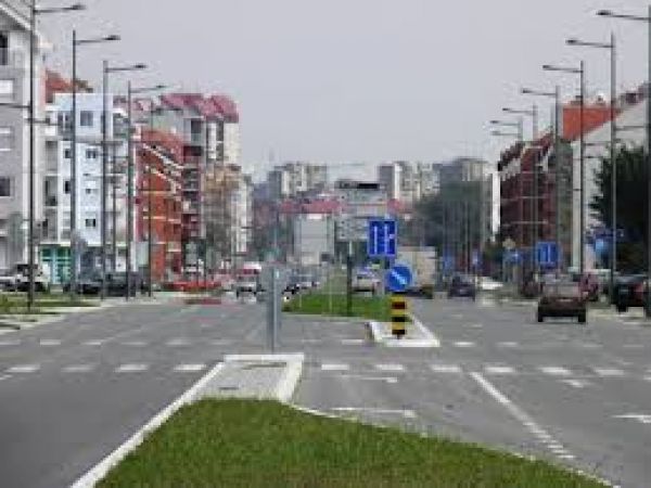 Novi Sad, Somborski bulevar, prodaja lokala površine 70m2