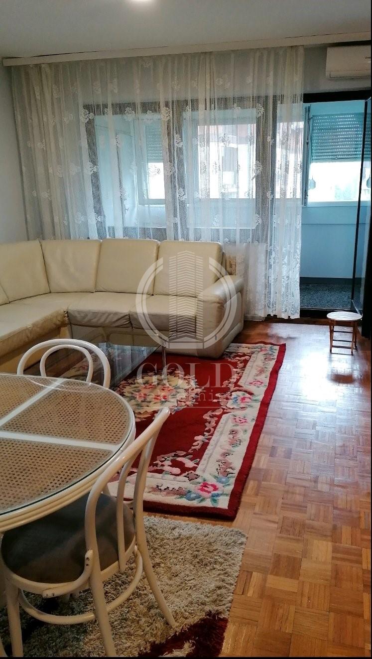 prodaja, stanovi, , banatić, 50m2