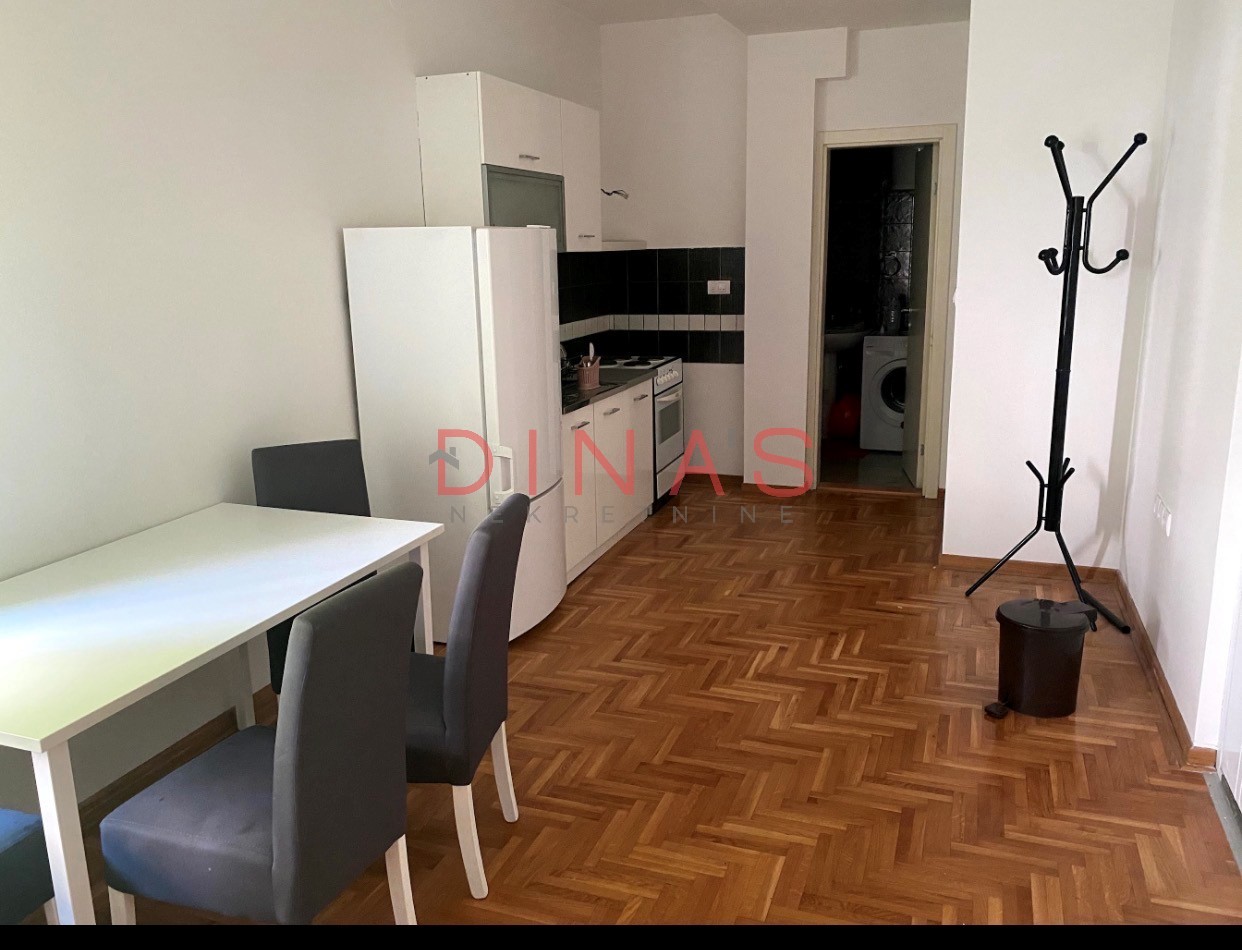 prodaja, stanovi, novi sad, centar, 58m2