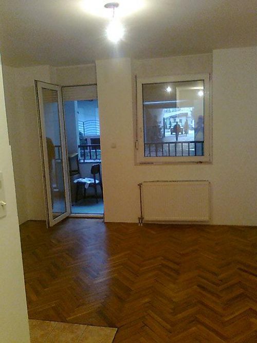 Novi Sad, Bulevar oslobođenja, prodaja, garsonjera u novoj zgradi, površine 25m2